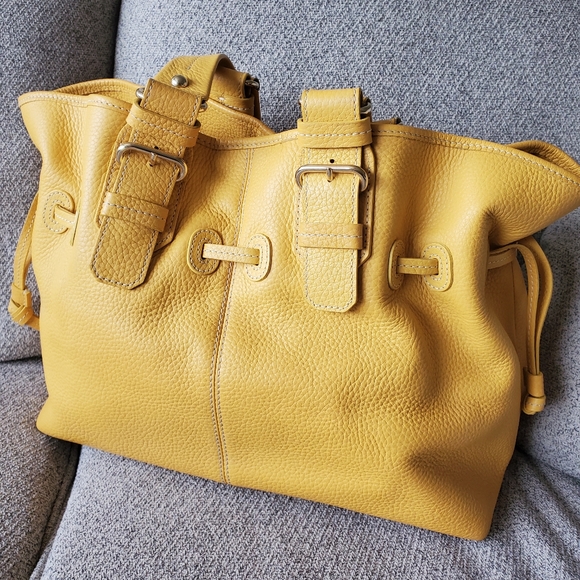 Dooney and Bourke large tote - Picture 2 of 7